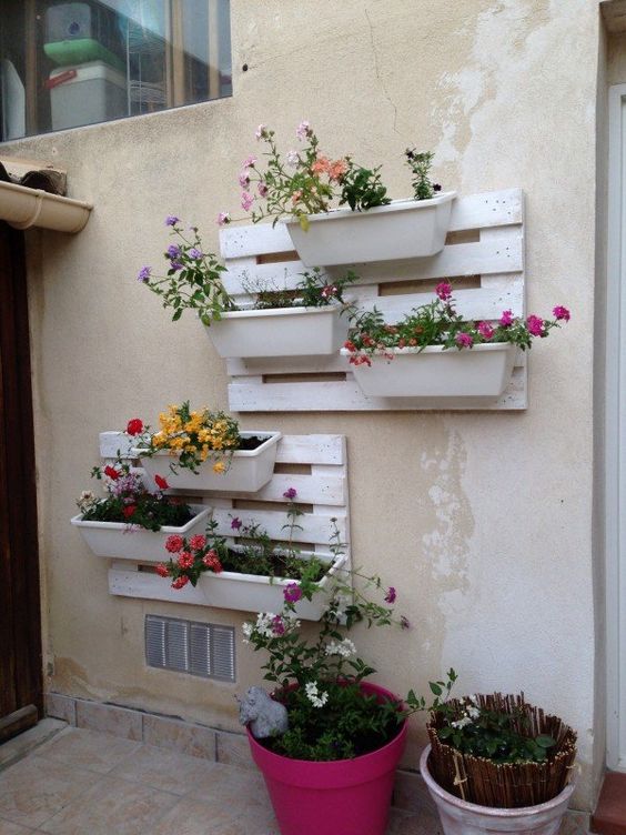 Fioriera Verticale Con Pallet Ecco Idee Creative