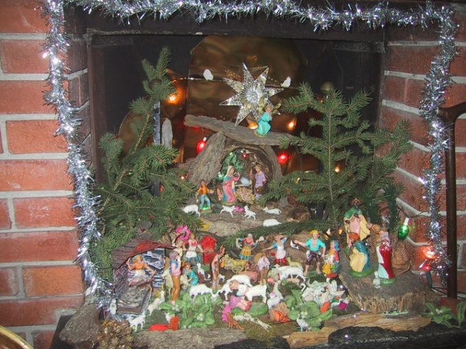 Creare Il Presepe Di Natale Nel Caminetto 15 Esempi Bellissimi