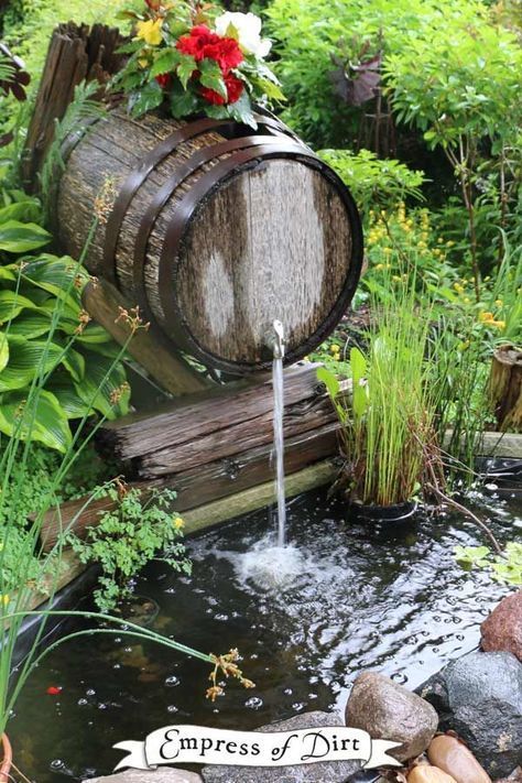 Fontane Da Giardino Fai Da Te.Fontane In Legno 15 Idee Per Una Fontanella Fai Da Te In Giardino