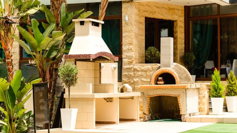 Come Arredare Una Bella Zona Barbecue In Giardino: Ispiratevi